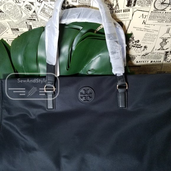 Ella Tote Nylon Black Tory Burch Brand New - Picture 4 of 7